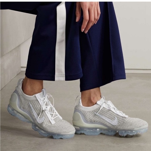 Nike Sneakers Vapormax Flyknit In Phantom White